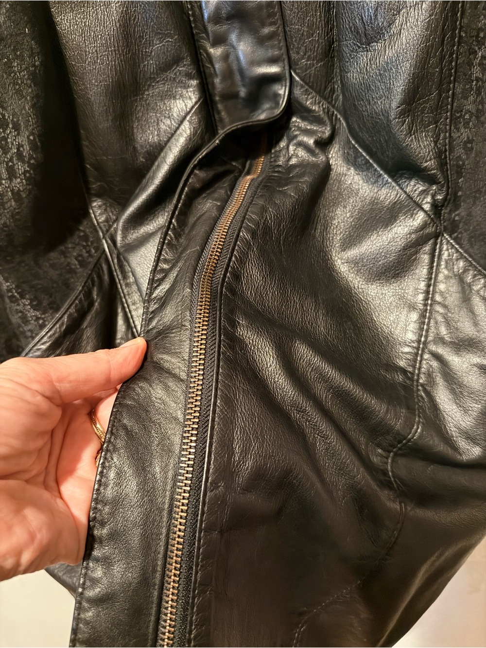 Wilson’s black leather deadstock 80s jacket with Textured Sleeves (S) NWOT - Picture 7 of 11